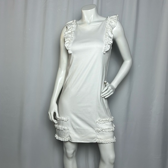 RED Valentino Dresses & Skirts - RED VALENTINO White Ruffle Sleeveless Cotton Dress Sz S